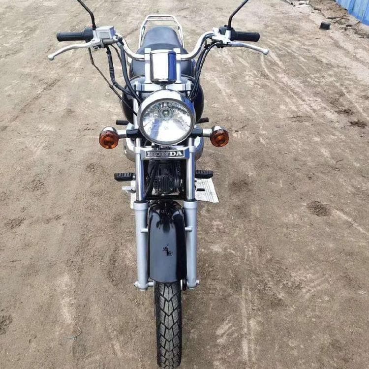 Bargain Book.. Honda Tianhong 100CC Retro Cruiser Motorcycle Source Good
