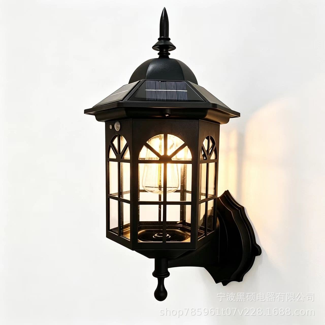 Cross-border solar wall light outdoor courtyard wall hanging light decorative landscape light garden hanging light solar sensor light