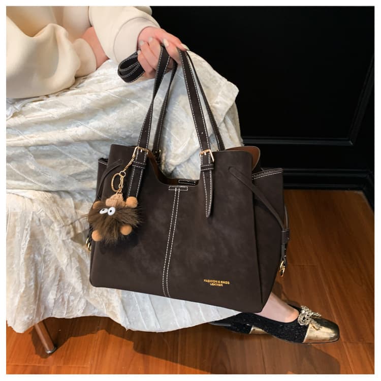 Vintage Matte Soft Leather Tote Bag for Women 2026 New Style Niche High-End Versatile Commuter Shoulder Bag Handbag
