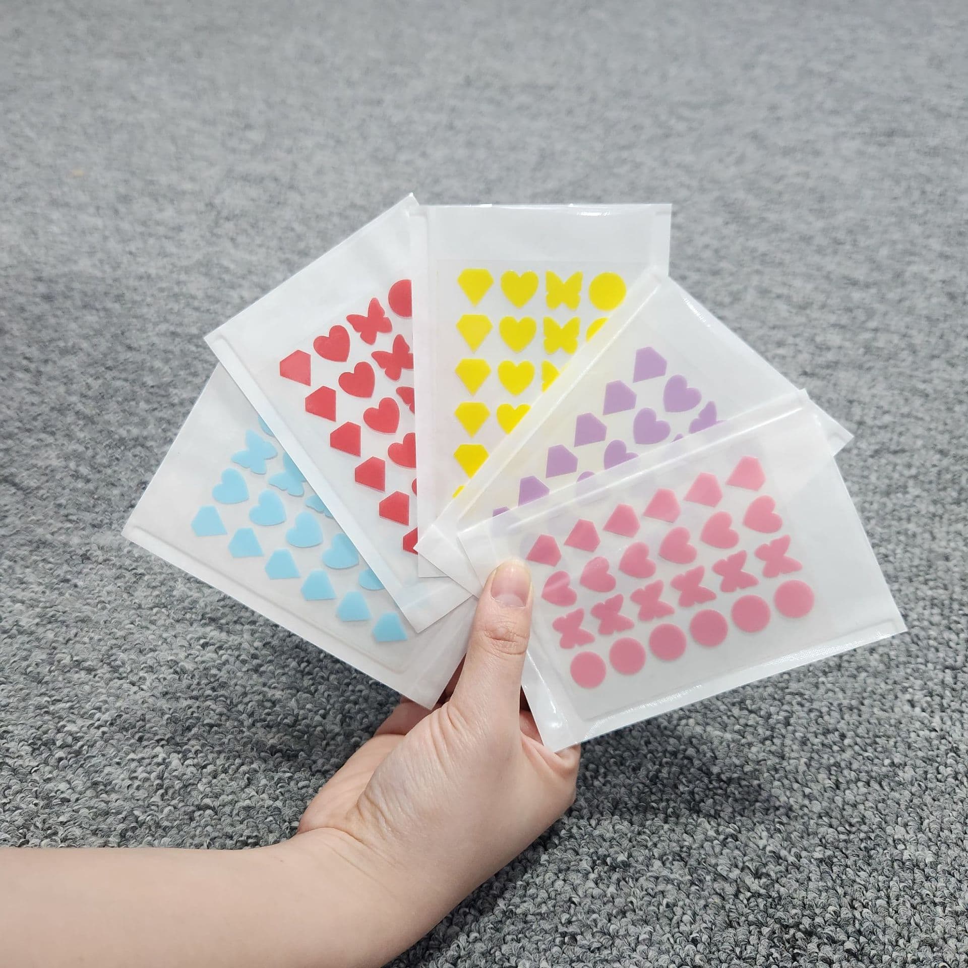Cross-Border In-Stock Styles, Cartoon Shaped Colorful Acne Patches, Waterproof and Sweat-Proof Acne Patches, Individually Packaged