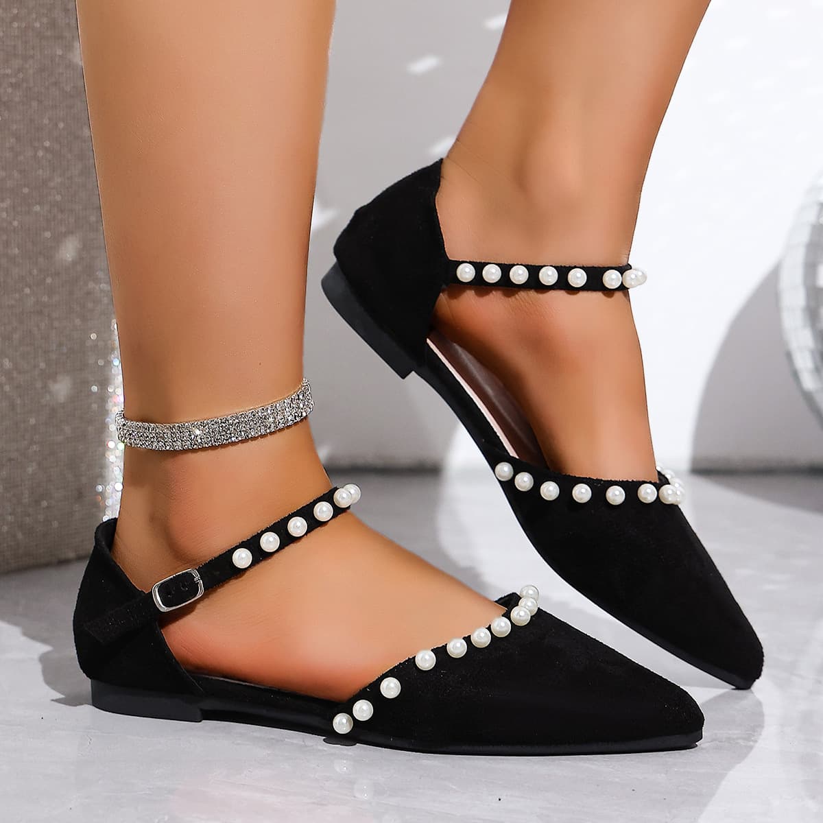 2026 Spring and Summer Baotou Hollow Pearl and Rhinestone Women's Sandals Flat Bottoms with Skirt Strap Fairy Style Large Size Sandals