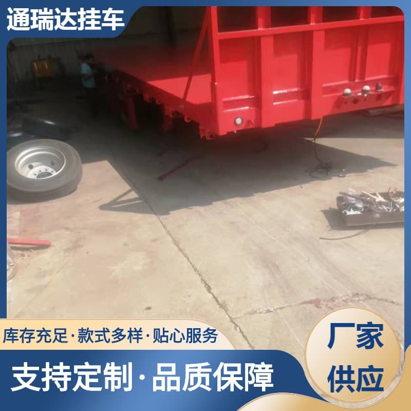 Export version 13.6-meter container flatbed semi-trailers, 40-foot heavy flatbed trailers.