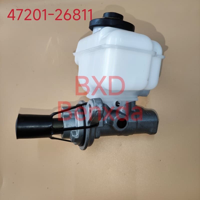 47201-26810 47201-26820 brake master cylinder for Toyota Hiace TRH223 KDH223