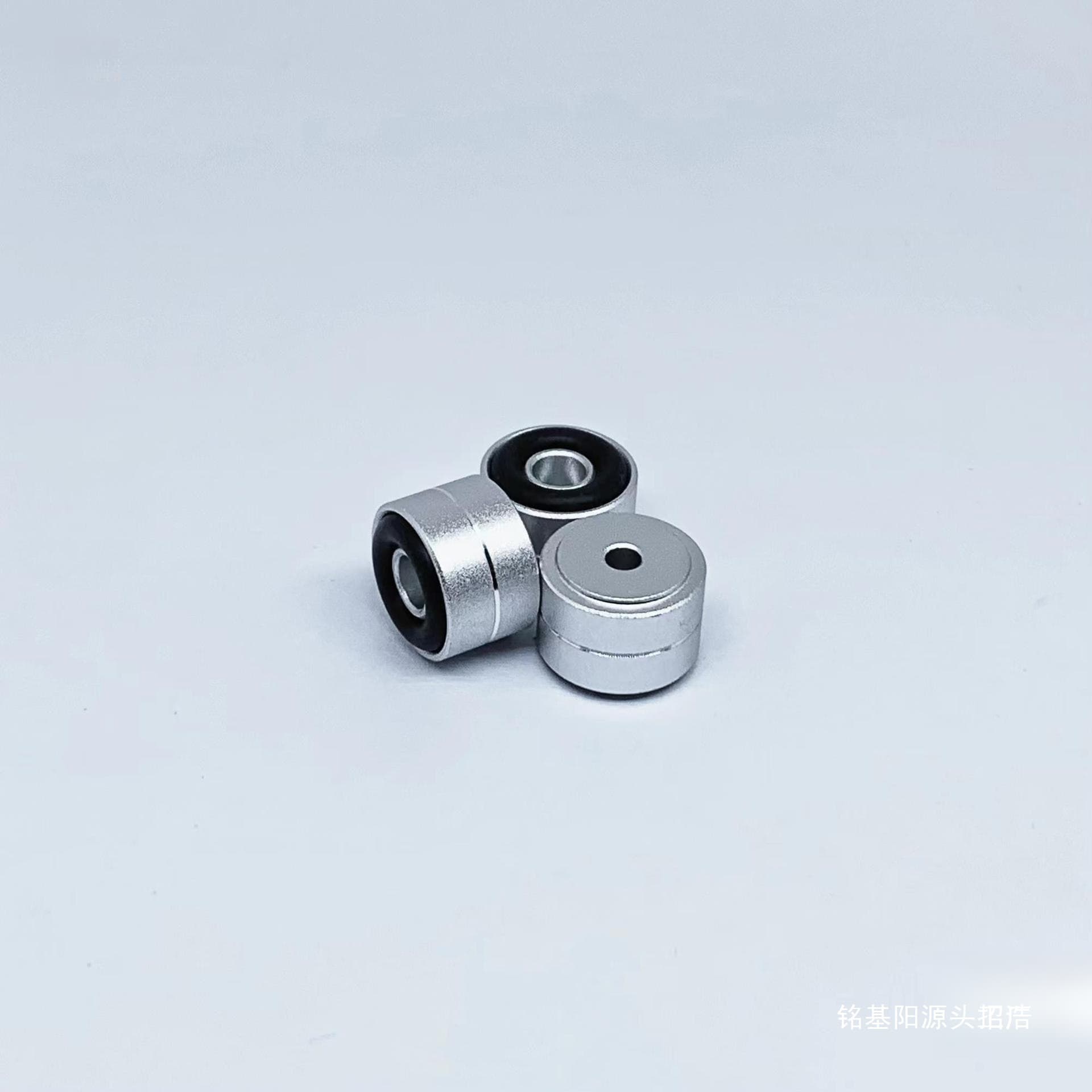 Audio Amplifier Full Aluminum Alloy Feet, Shock Absorption Wear-Resistant Anti-Slip Pads, CD Player Spikes