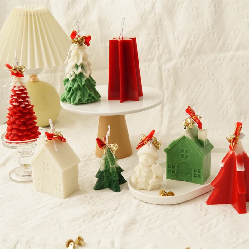 Christmas Tree And Snowman Bell Deer House Silicone Candle Mold for DIY Aromatherapy Wax Candle Irregular Shape Kitchen Baking