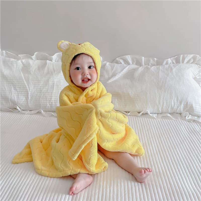 Children's Hooded Bath Towel Cape Baby Bathrobe Newborn Ultra-Soft Baby Wash Towel Blanket Coral Fleece