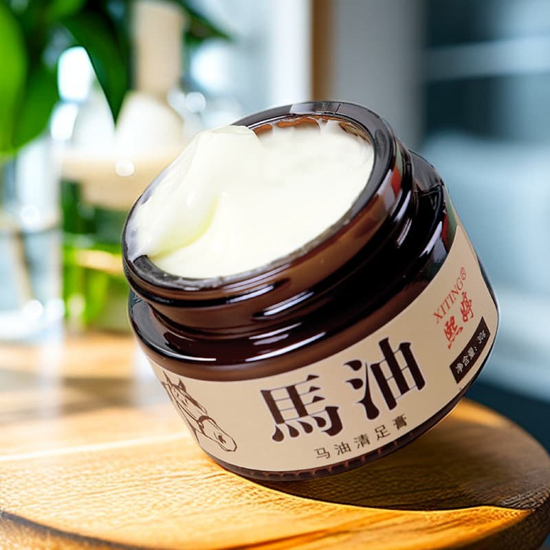 Horse Oil Foot Cream with Packaging Box, Anti-Crack, Anti-Freeze, Dryness, Cracking, Fissures, Peeling, Moisturizing and Hydrating Hand and Foot Care Cream