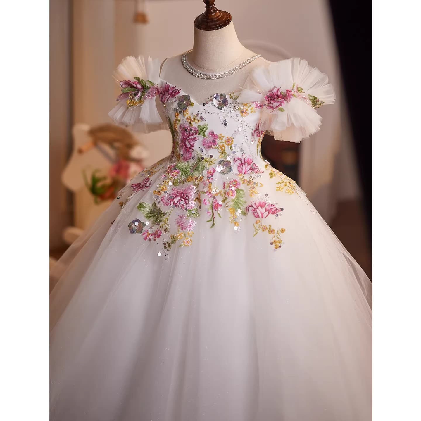 Children's Formal Dress Host White Girl Birthday Wedding Dress Tutu Big Child Flower Girl Piano Performance Outfit Flowers