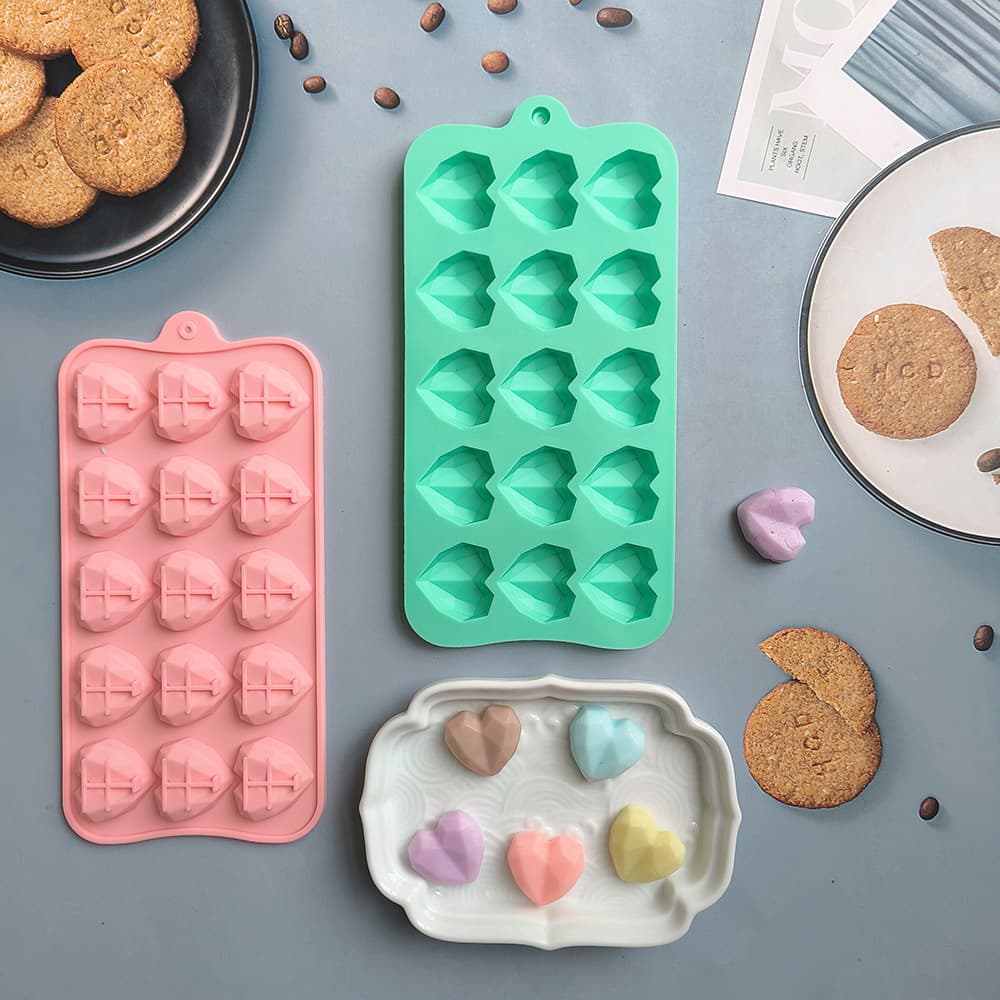 Silicone 15-Cavity Diamond Heart Chocolate Mold Gummy Candy Ice Cube Tray DIY Cake Decoration Baking Tool 68