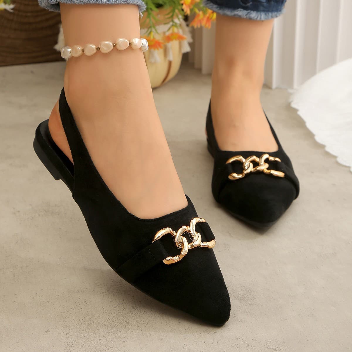Cross-border Flat Retro Closed-Toe Sandals Women 2025 Summer New Backless Horsebit Buckle Suede One-Strap Sandals Women