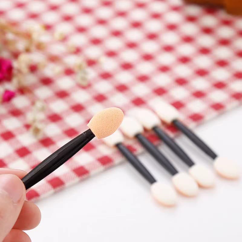 Eyeshadow Brush 6.5 Eyeshadow Stick Smudge Brush Double-ended Sponge Repair Makeup Brush Factory Direct Sales Novice Easy to Use