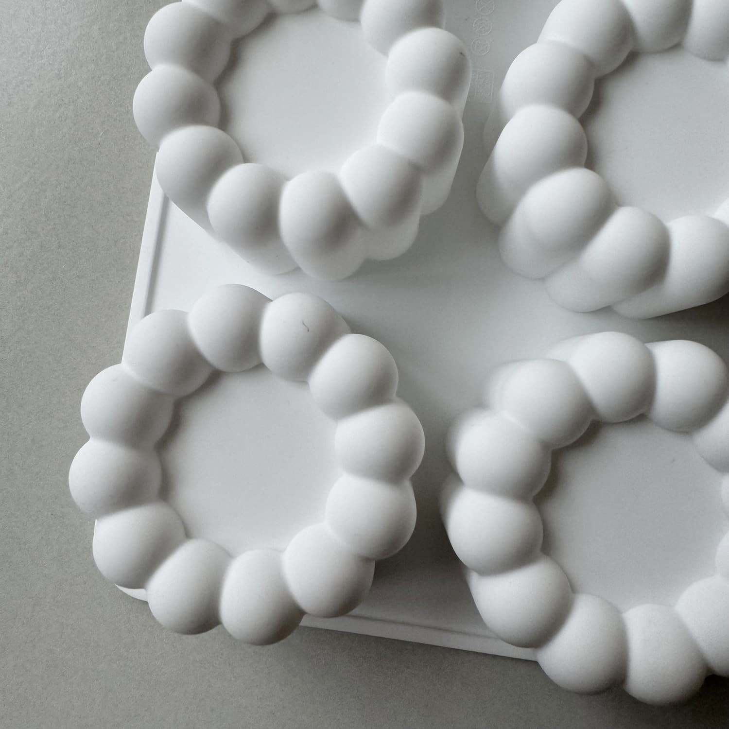 Cross-border FCM Grooved Round Heart Star Mousse Cake Mold, Recessed Flower French Dessert Silicone Mold