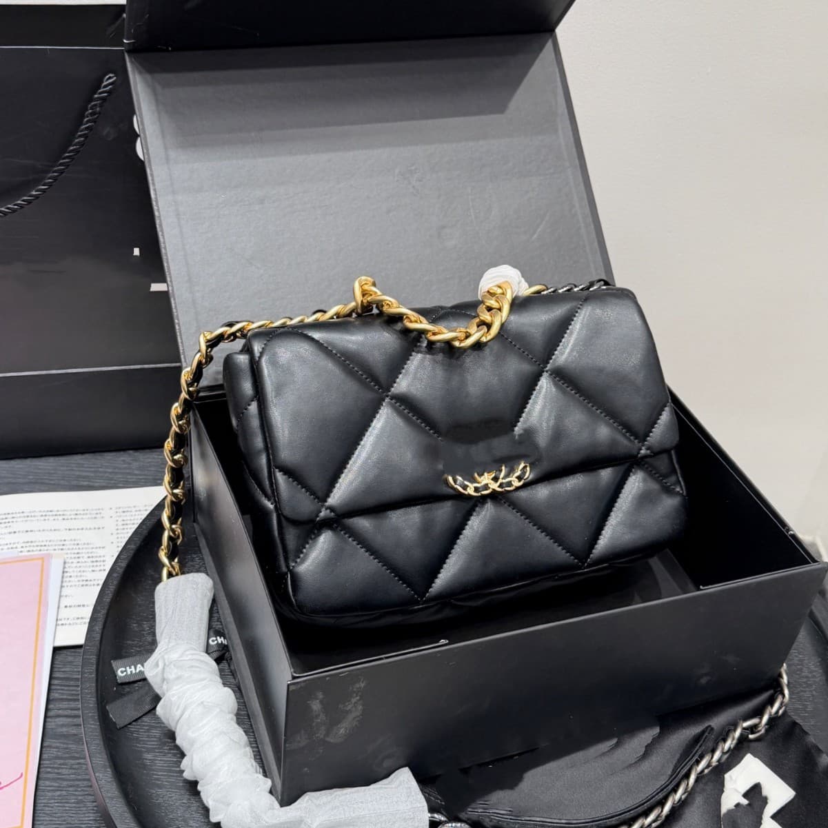 2025 New Chanel-Inspired Quilted Chain Women's Bag 19bag Fashion Women's Lambskin Shoulder Crossbody Bag Drop Shipping