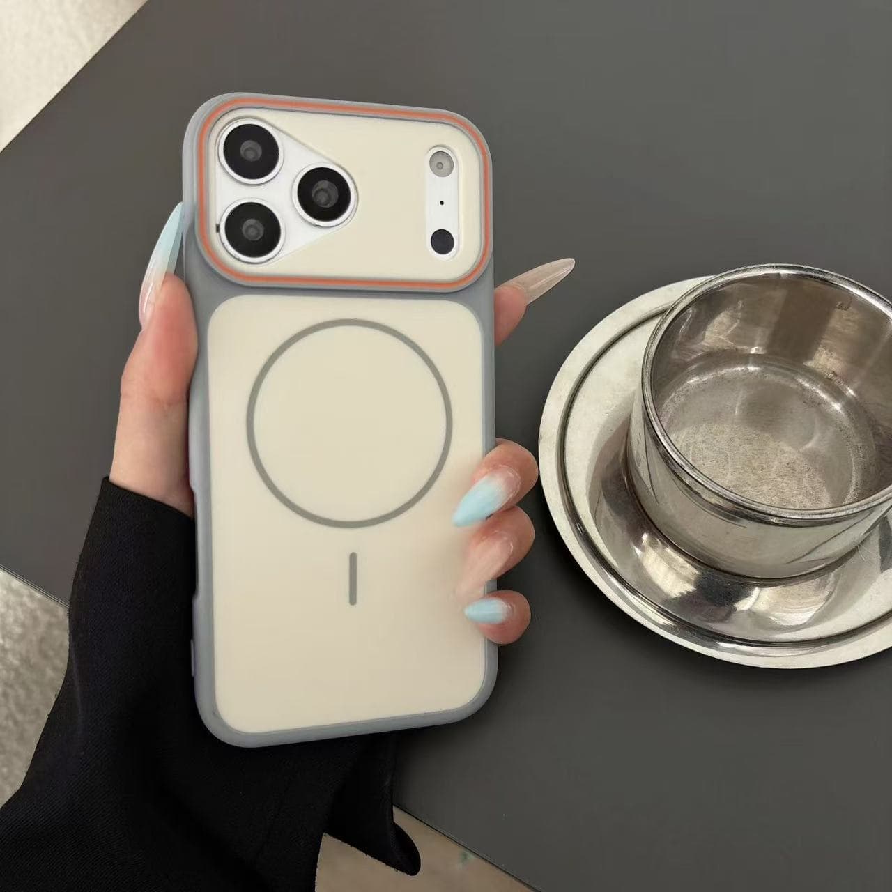 Two-tone Magnetic Case Compatible with iPhone 17 Pro Phone Case 17 Phantom Protective Cover 16 Shockproof Case 15 Simple Case 14