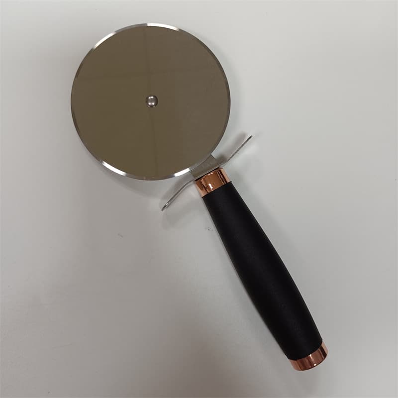 Manufacturer Direct Wholesale Stainless Steel Pizza Cutter, Single-Wheel Dough Cutter, Baking Utensil