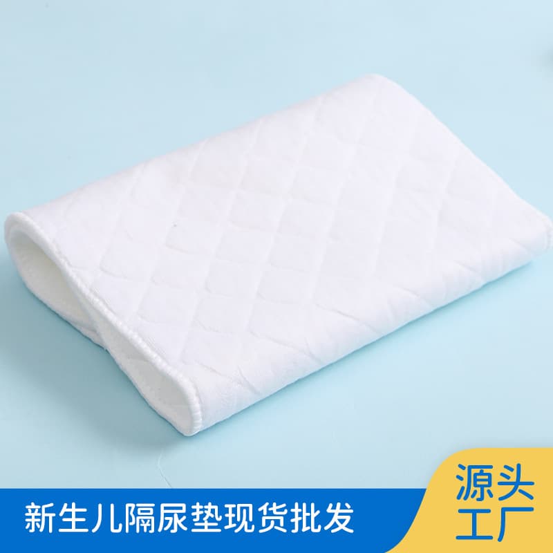 Newborn triple-layer thickened eco-friendly cotton diapers, infant and toddler high-density washable diapers, baby and maternity supplies wholesale.