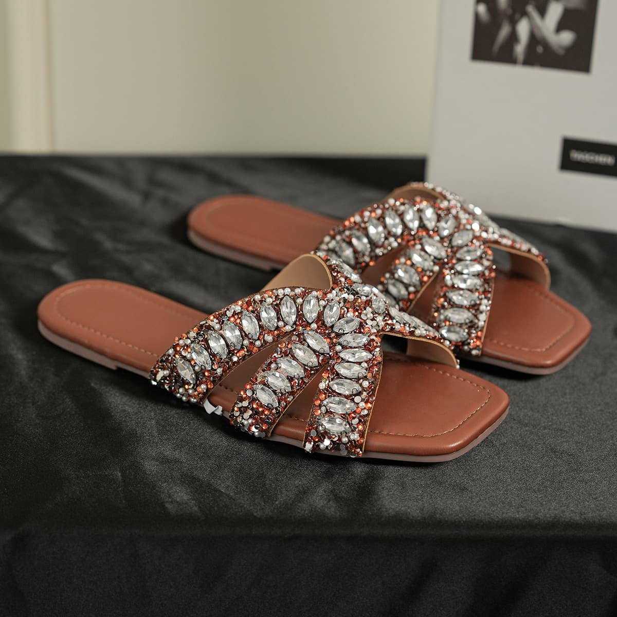 Cross-Border Foreign Trade Amazon 2026 New Model Water Stone Flat Sandals for Women, Summer Outdoor Retro Square-Toed Sandals for Women