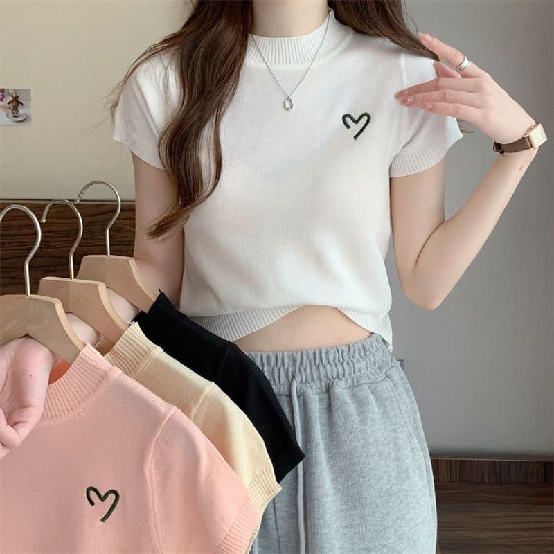 Round Neck Short Sleeve Cropped Knit Top Women Summer Thin Fabric Embroidered Slim Fit Versatile Flattering Body Shape Top Women Blouse