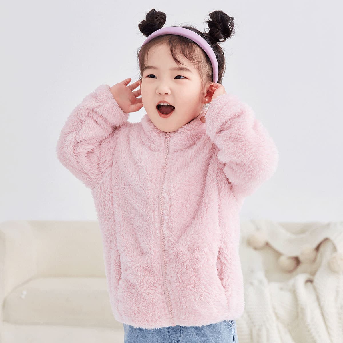 Korean-style autumn/winter children's coral fleece-lined thick warm coats, parent-child comfortable homewear for boys and girls