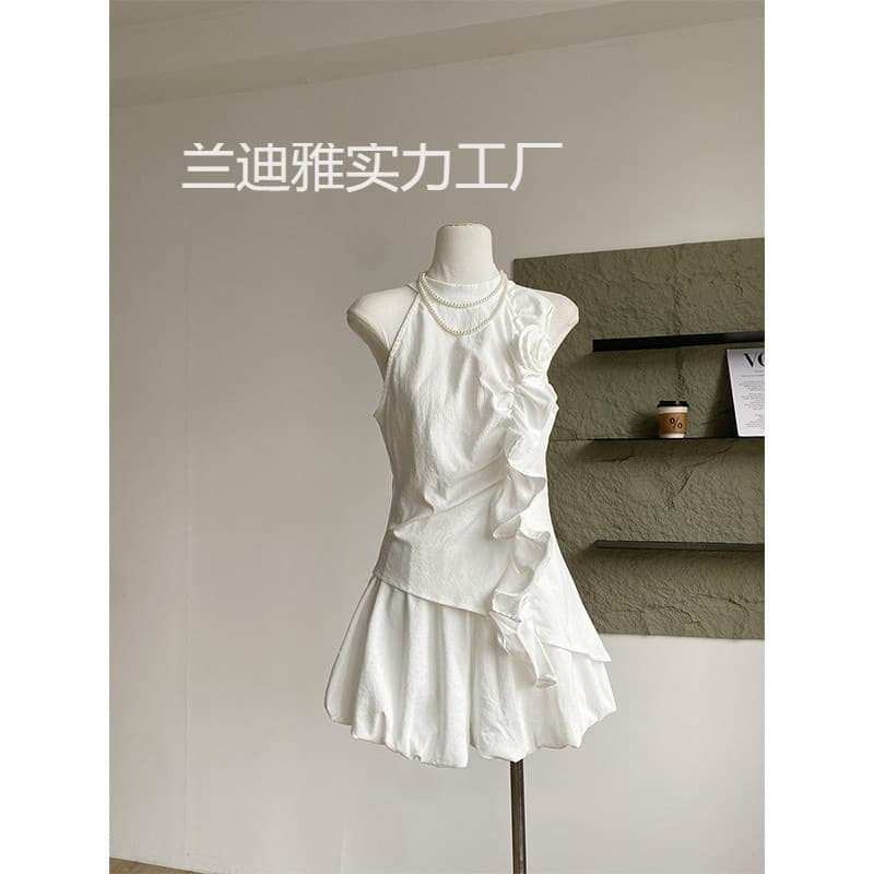 Korean-style Fashionable Layered Flower Halter Top for Women, New Summer Slim Fit Elastic Waist Bloomer Skirt