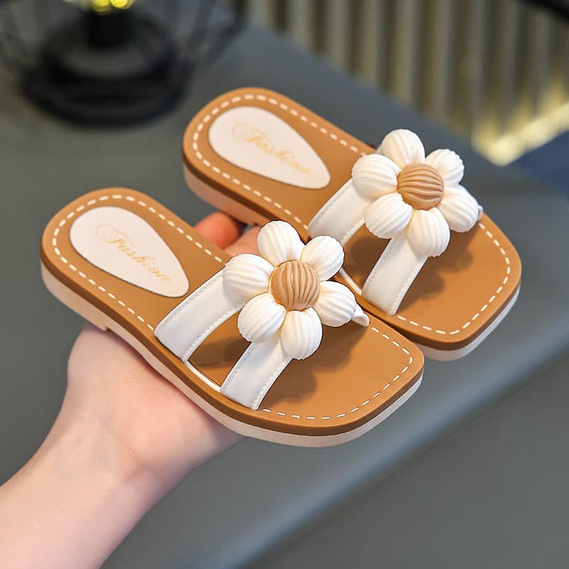 Girls' Slippers Summer New 2025 Indoor Non-Slip Princess Shoes Children's Casual Slippers Fashion Baby Slippers