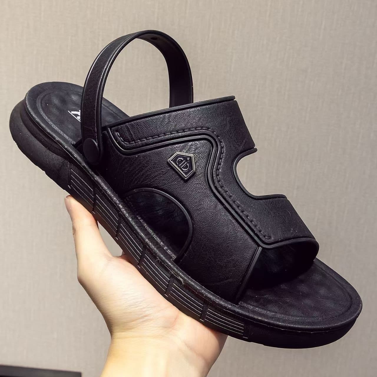 Men's Sandals Thick Sole Anti-Slip 2026 Summer New Beach Shoes Outdoor Driving Wear-Resistant Dual-Purpose Casual Sandals