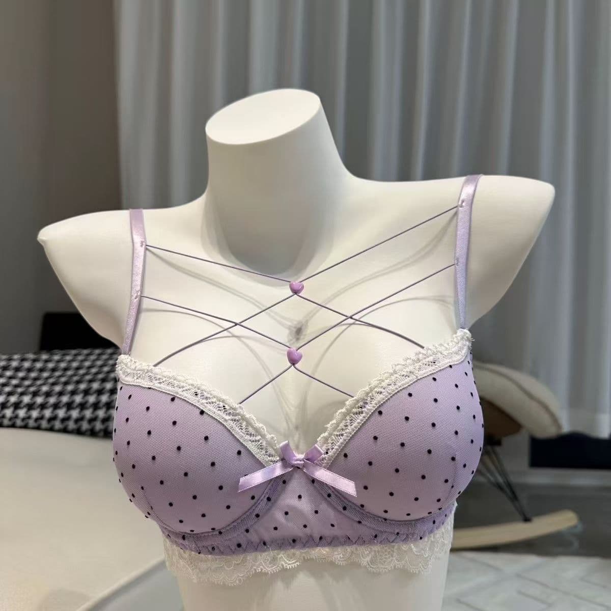 Japanese-style French princess taro purple magical enlargement pure and seductive heart-shaped lace bra