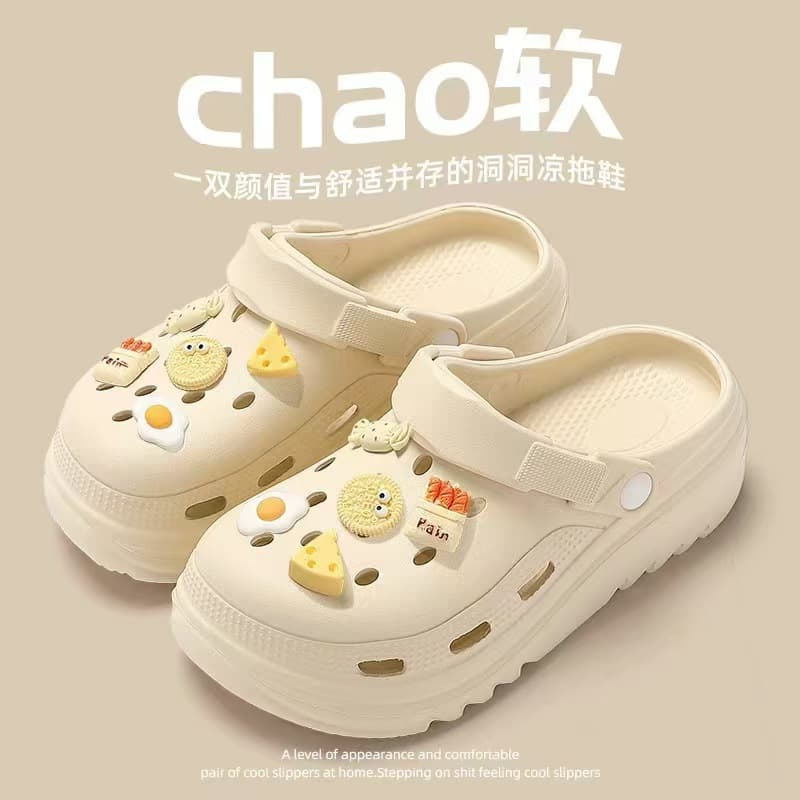 Women's Summer 2024 New Anti-Slip Wear-Resistant Beach Sandals Breathable PVC Material Casual Slippers Shoe Sole Material PVC