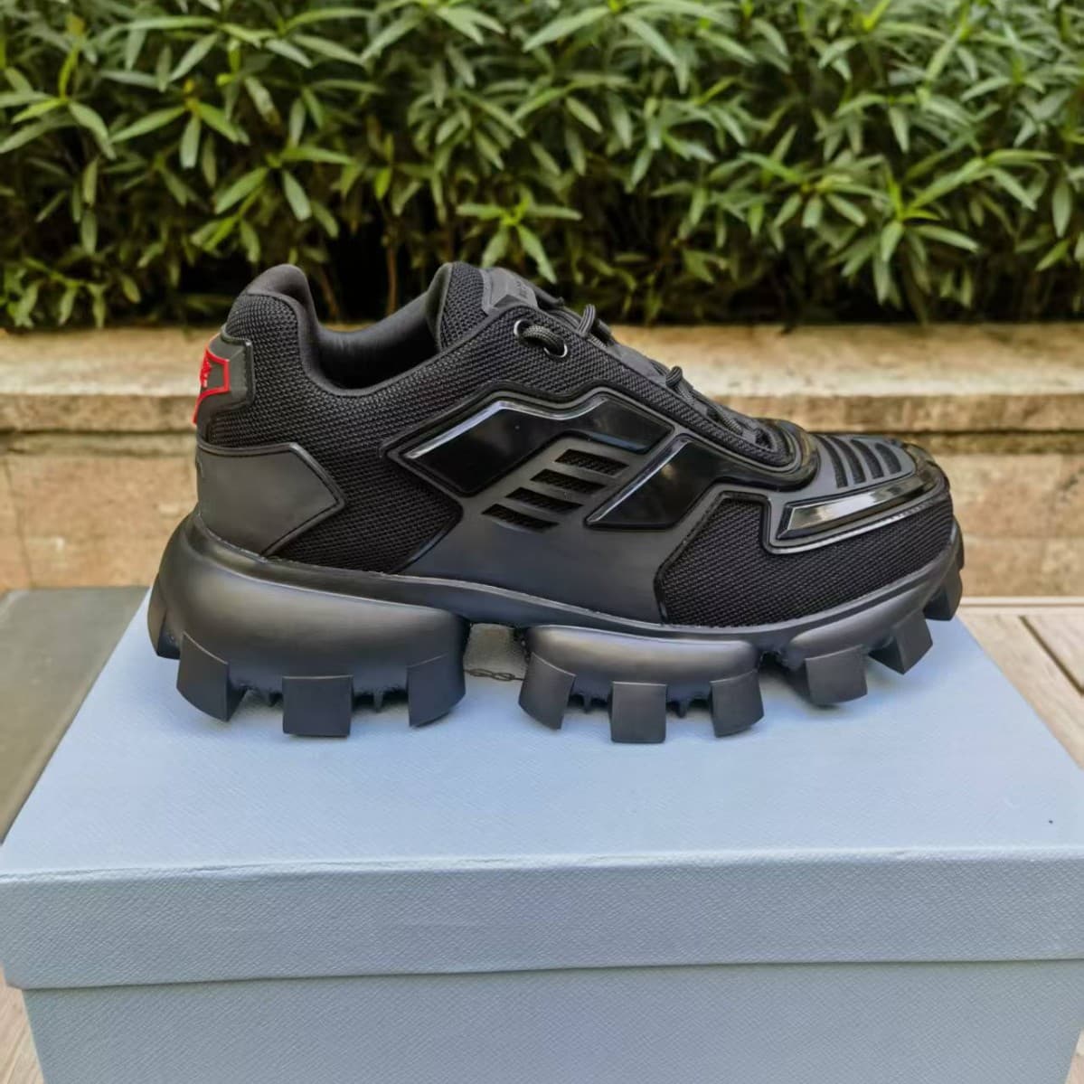 European Men's High-End Export Sports Casual Shoes, Cowhide Thick Sole Heightening Casual Unisex Sawtooth Dad Shoes