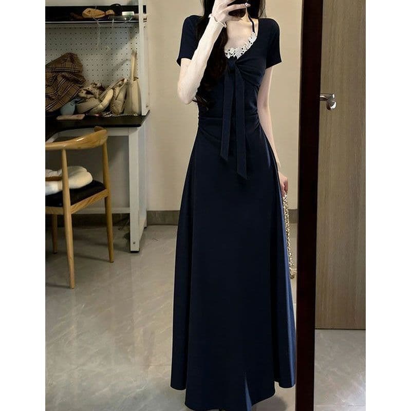 French navy blue lace collar waist-cinching long skirt for women 2026 summer new temperament slim dress