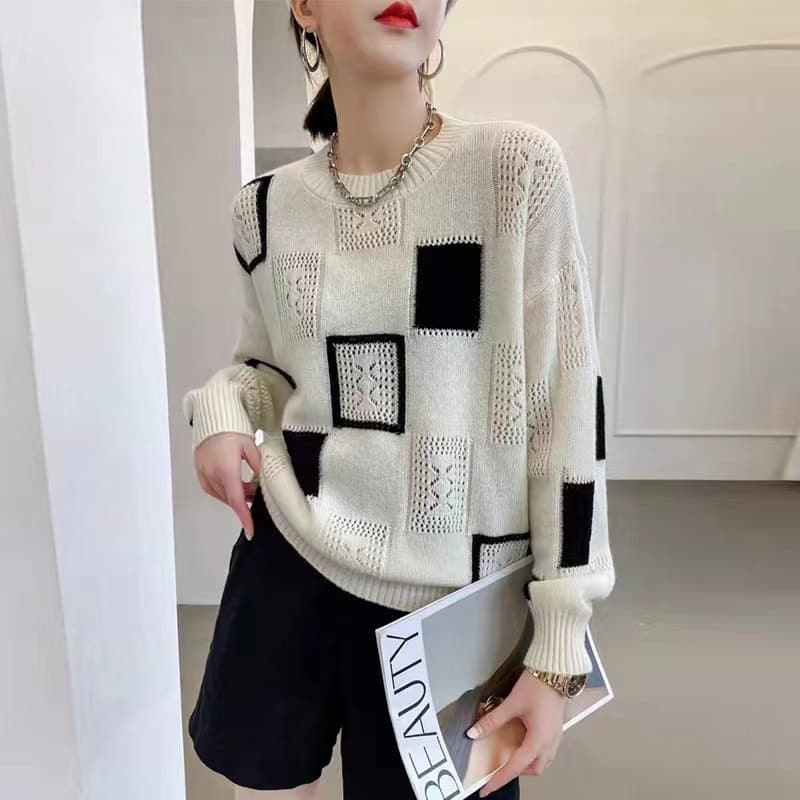 Black and white checkered knit sweater, autumn Korean style, slim fit, casual, loose, versatile, hollow-out long sleeve round neck base layer