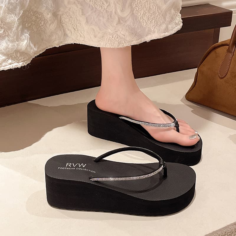 New Fashion Outdoor Thick Sole 6.5cm High Heel Beach Sandals Flip Flops for Women Summer Anti-Slip Durable