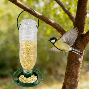 Cross-Border Best Seller Garden Plastic Bird Feeder, Cola Bottle Hanging Bird Feeder Bottle Top Bird Feeder