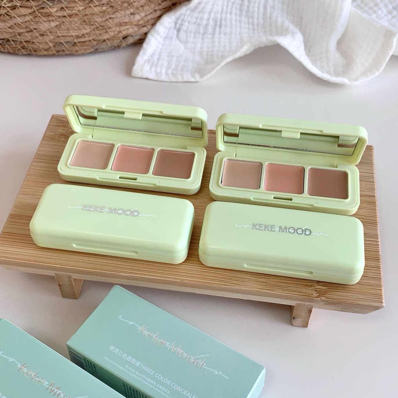 kekemood repairing three-color concealer covers spots, acne marks, dark circles, nasolabial folds, facial contouring makeup