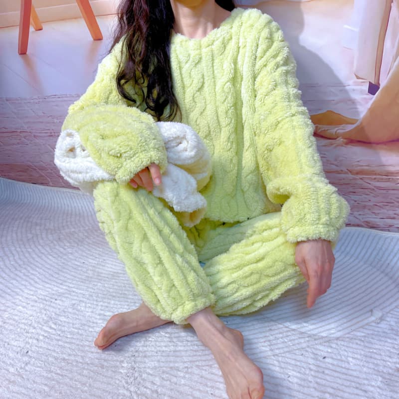 Winter 2023 New Soft Fleece Jacquard Warm Set, Towel Fleece Warm and Bright Home Couple Casual Set