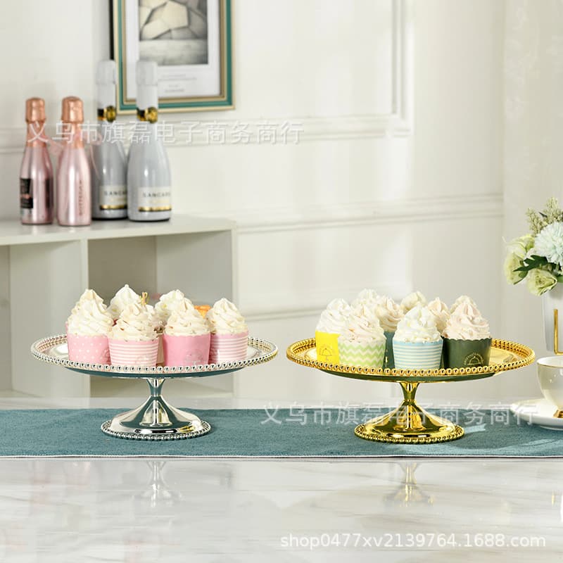 Wholesale iron wedding cup cake stand European style golden tray fruit plate dessert table display wedding props