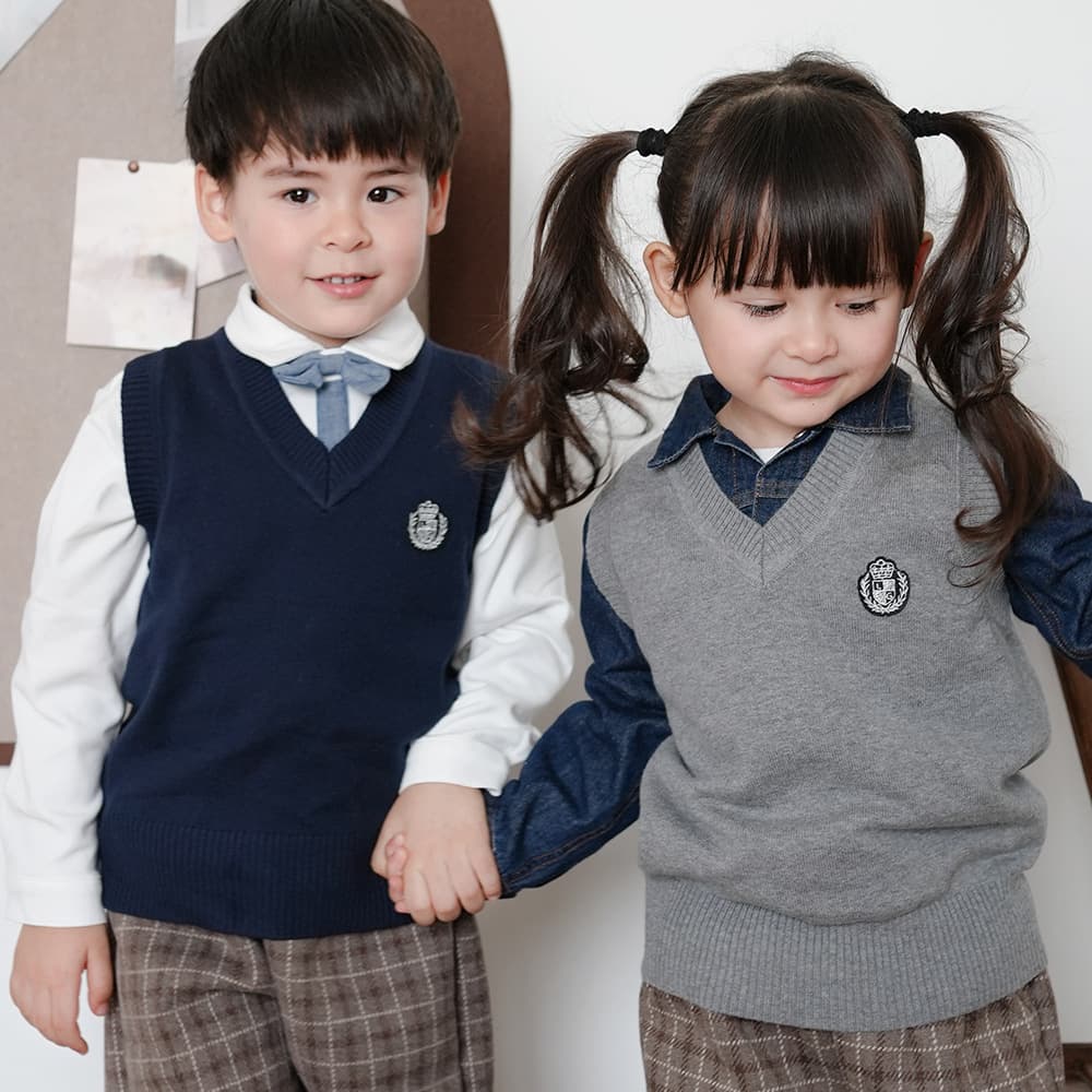 2026 Spring/Autumn School Style Knitted Vest for Kids, Middle and Large Size Children's Knit Sweater Vest, Boys and Girls Wholesale