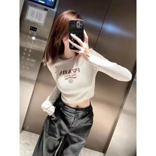 Women's Round Neck Long Sleeve Letter Print Cashmere Base Layer Slim Fit Coat Inner Knitwear Short Sweater
