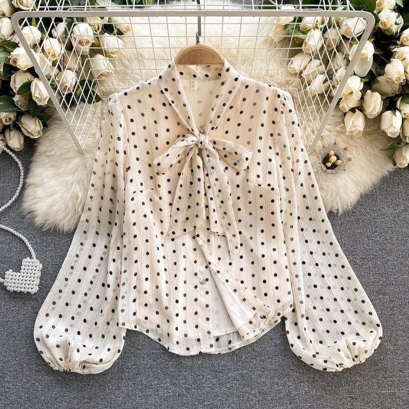 European and American ins style spring new retro chiffon blouse for women, V-neck, bow, puff sleeves, polka dot mesh shirt women's fashion