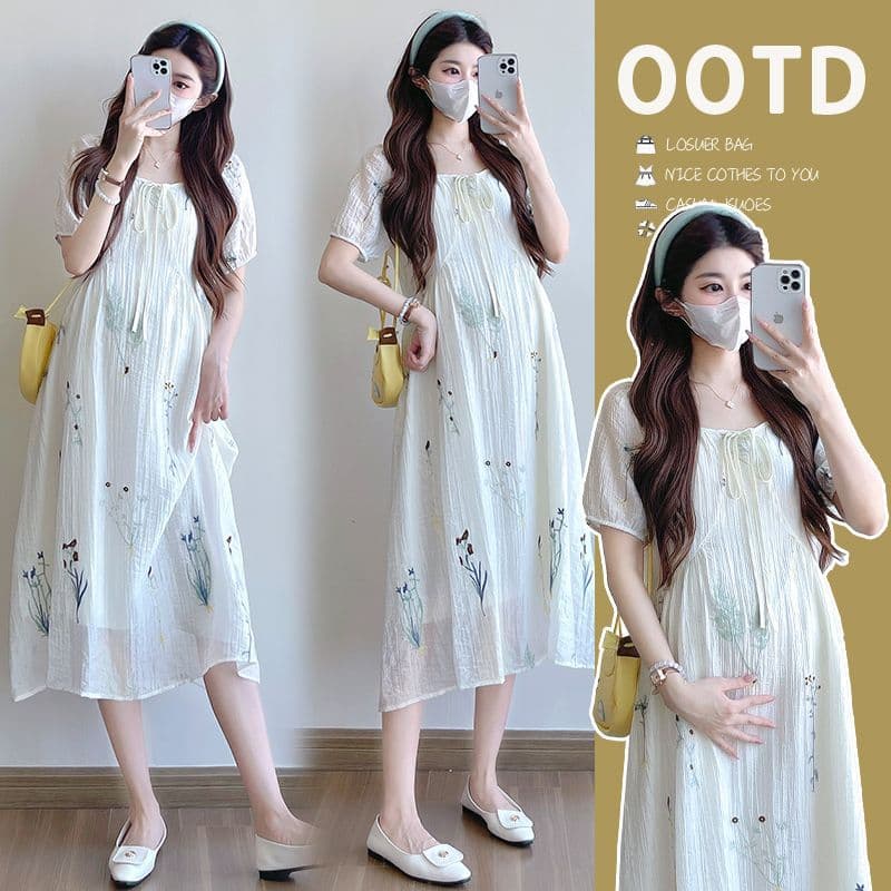 Maternity Summer 2025 New French Embroidery Flower Elegant Slimming Age-reducing Mid-length Dress