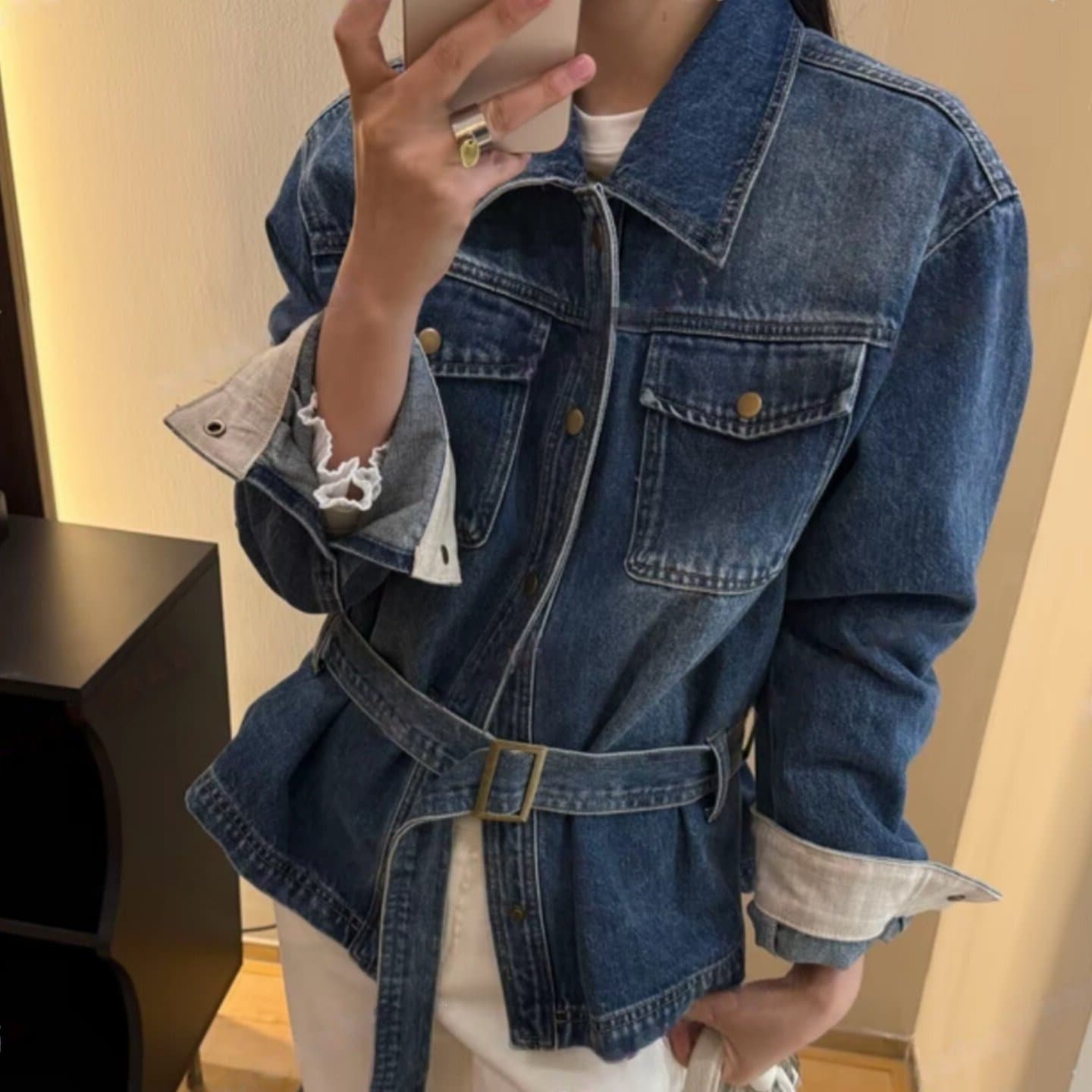 2026 Spring New Vintage Washed Denim Jacket for Women with Turn-Down Collar, Tie Waist, and Versatile Design