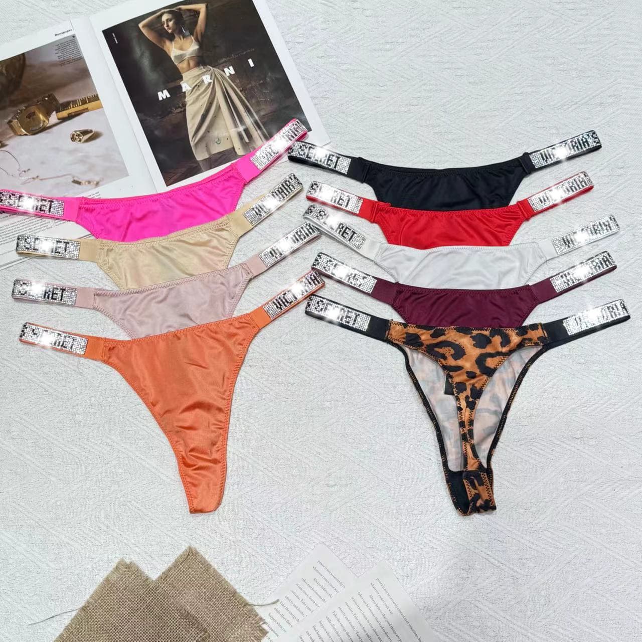 Cross-border foreign trade European and American sexy rhinestone thong women's low-waist high-slit underwear sports butt lift popular model