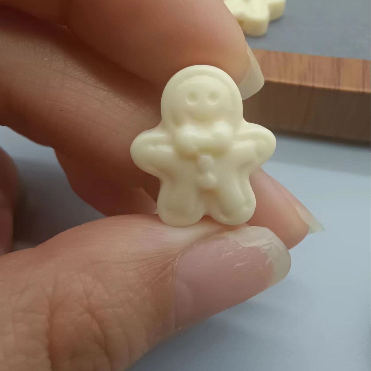 Ivory nut carving with beads, gingerbread man DIY Bodhi nut bracelet, super cute and adorable accessory for men and women.