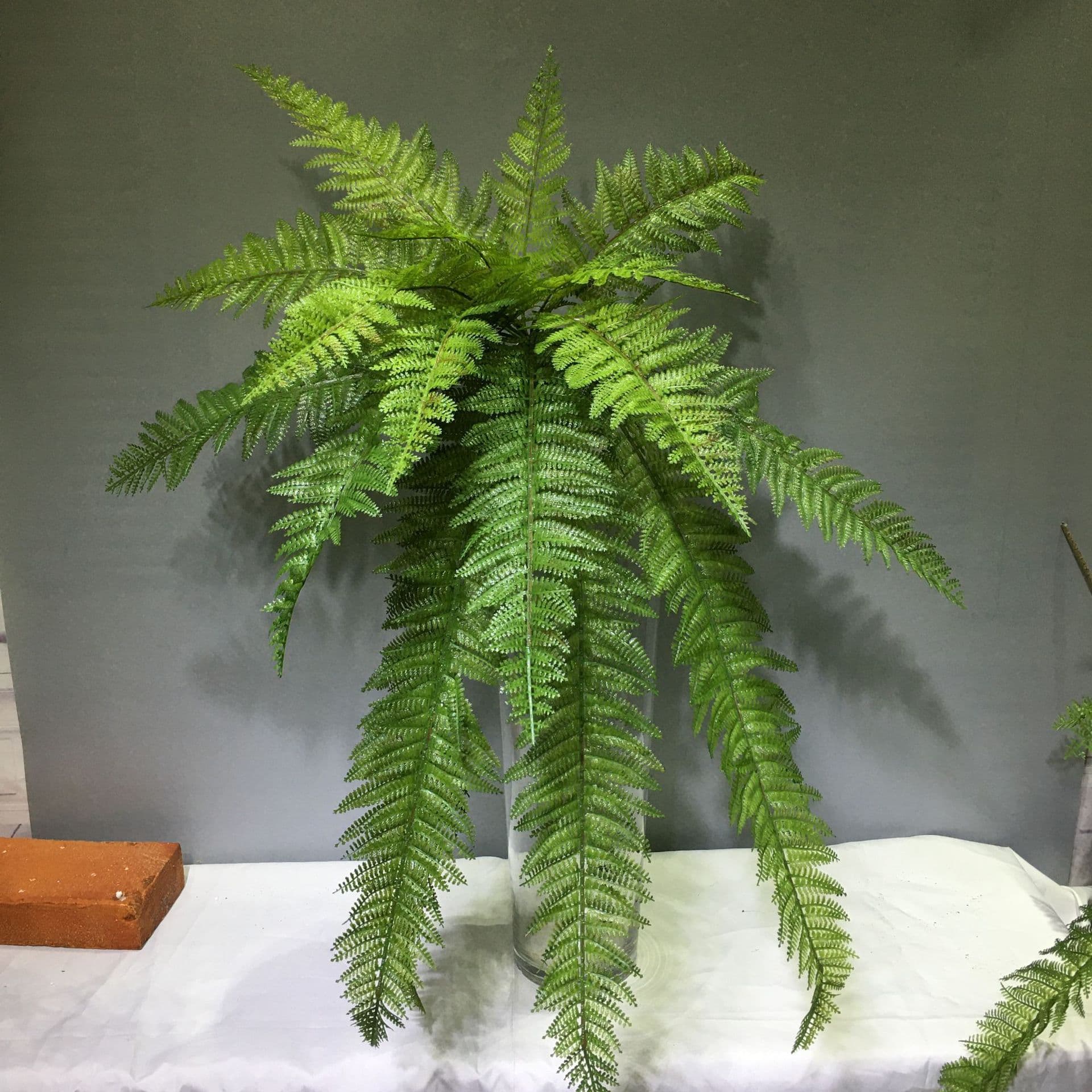 Large simulated Persian leaf wall hanging fern leaf plant wall greening landscaping double-layer fine-toothed plastic fern leaf shopping mall decoration