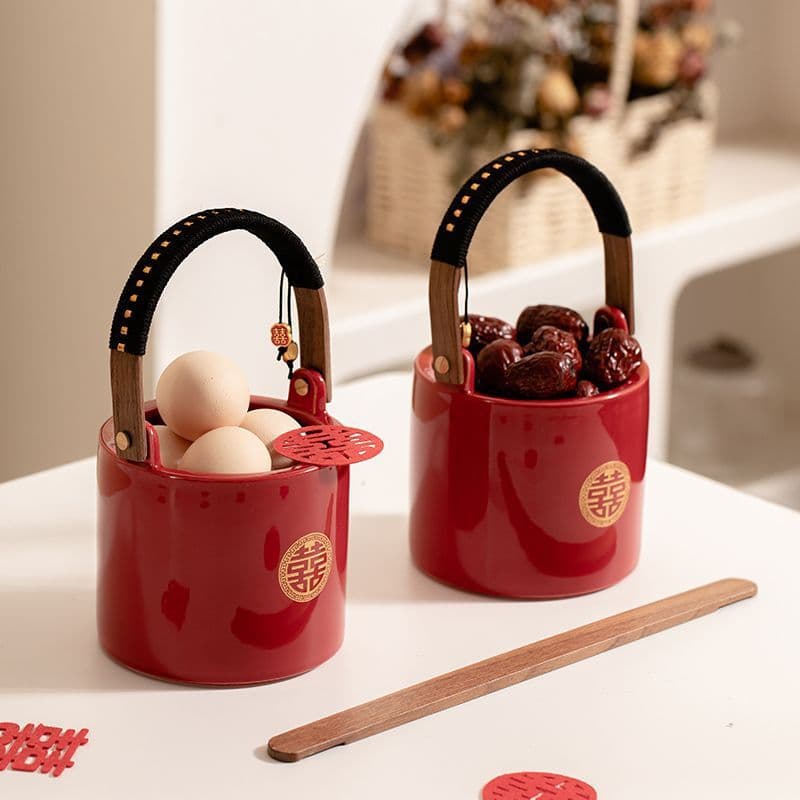 Descendants Bucket Wedding Supplies, Bride's Dowry Red Ceramic Joy Bucket, Celebratory Ornament for Engagement and Wedding Prep, Small Red Bucket Full Set