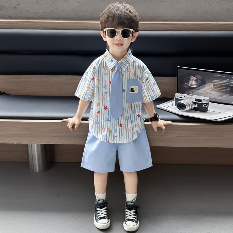 Boys summer shirt short-sleeved suit 2026 new children's Korean thin shirt baby shorts two-piece set trendy