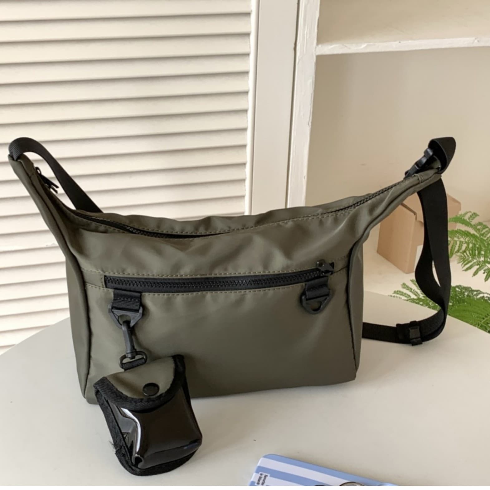 New Japanese Style Unisex Crossbody Bag, Trendy Student Sports Backpack, Commuter Messenger Bag, Casual Ins Trend for Women