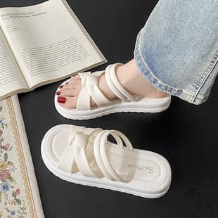 Slippers Women Summer Outdoor Trendy 2024 New Fashion Anti-Slip One-Strap Beach Fairy Style Slippers