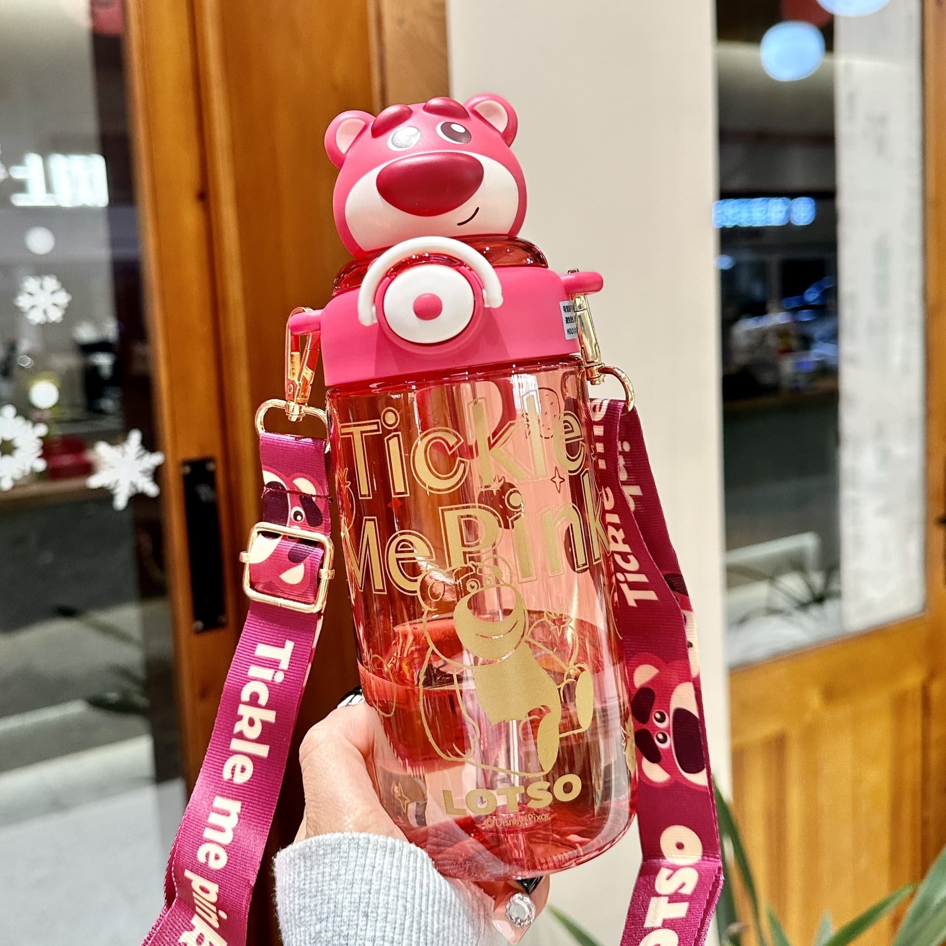 Strawberry Bear children's water cup kindergarten anti-fall summer school special summer girl cute portable cup with kettle