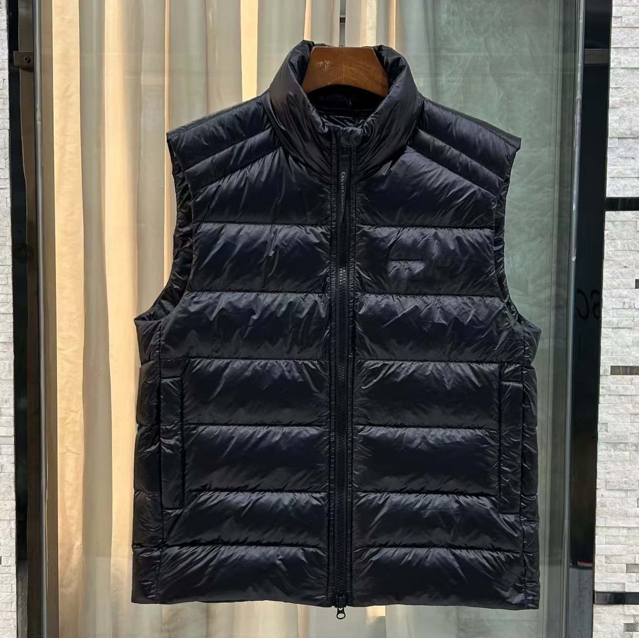 Crofton lightweight 2229 down Vest for men and women couples
